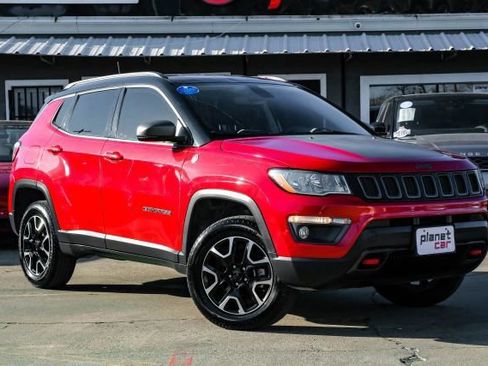 Used 2019 Jeep Compass Trailhawk image 8