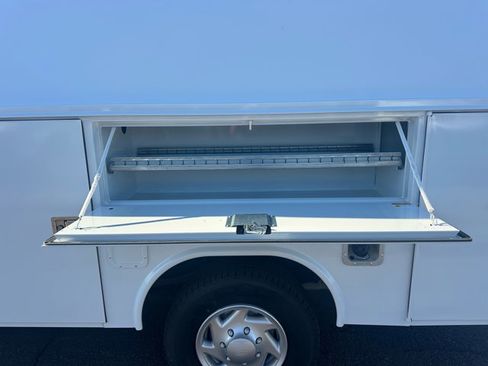 New 2025 Ford E-350 and Econoline 350 Super Duty w/ Power Equipment Group image 18
