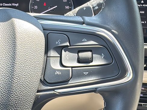 Used 2023 Buick Envision Avenir AWD/4WD image 11