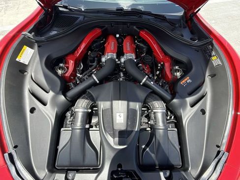 Used 2024 Ferrari Roma RWD image 25