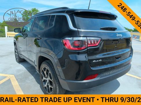 Used 2024 Jeep Compass Limited AWD/4WD image 8