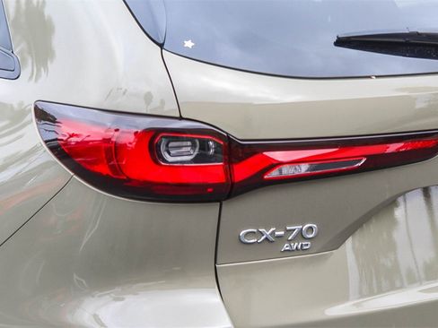 New 2025 MAZDA CX-70 Plug-In Hybrid w/ Premium Pkg image 7
