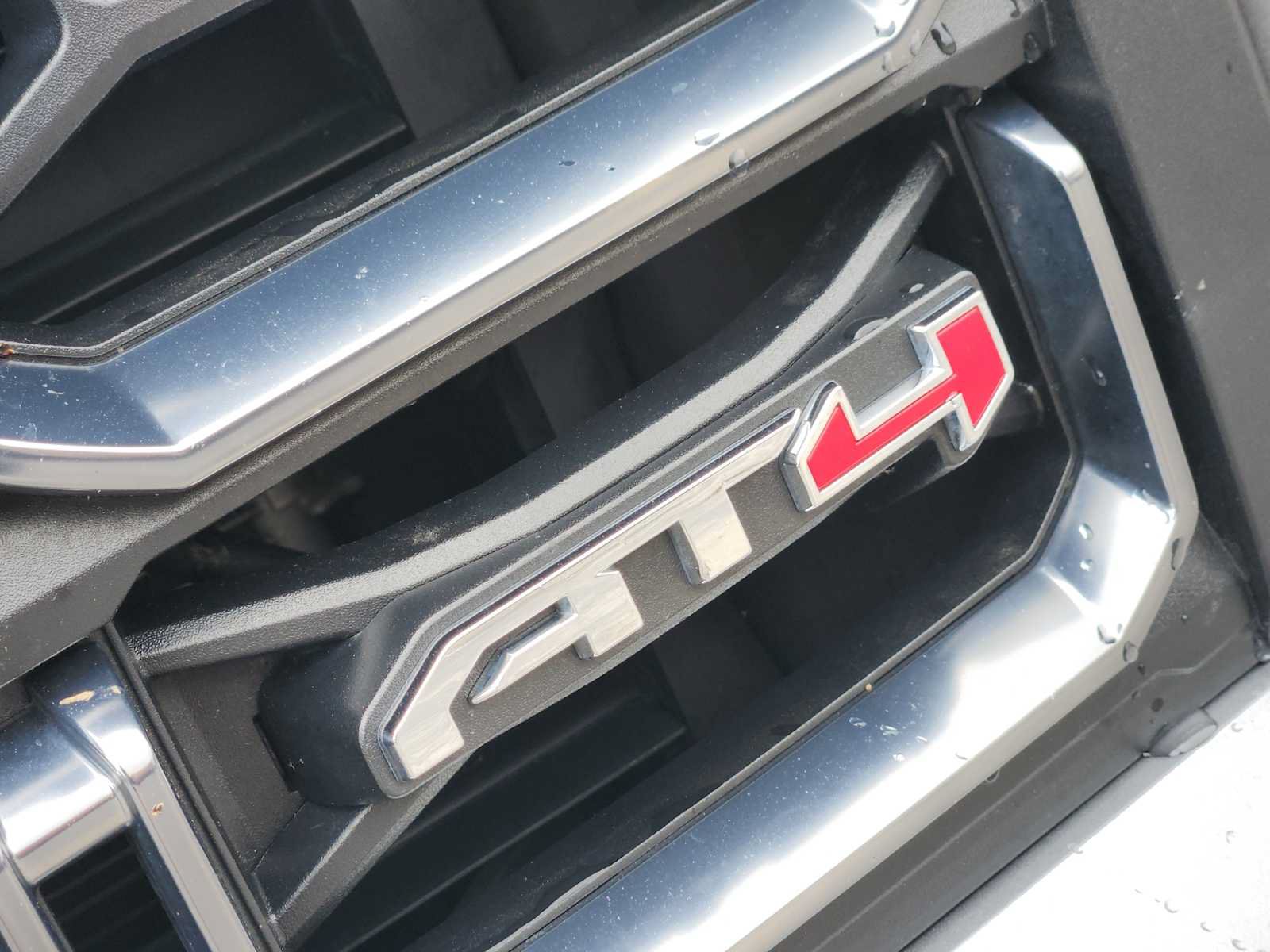 Certified 2023 GMC Canyon AT4 w/ AT4 Premium Package AWD/4WD image 13
