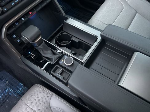 Used 2024 Toyota Sequoia SR5 image 22