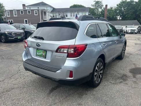 Used 2017 Subaru Outback 2.5i Limited AWD/4WD image 7