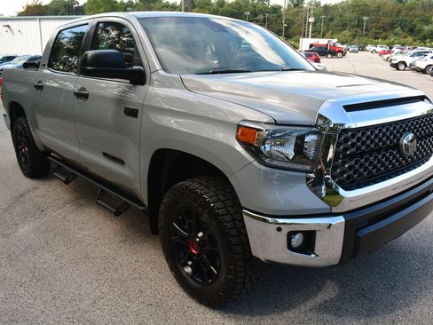 Used 2020 Toyota Tundra SR5 w/ TRD 18" Wheel Package AWD/4WD image 4