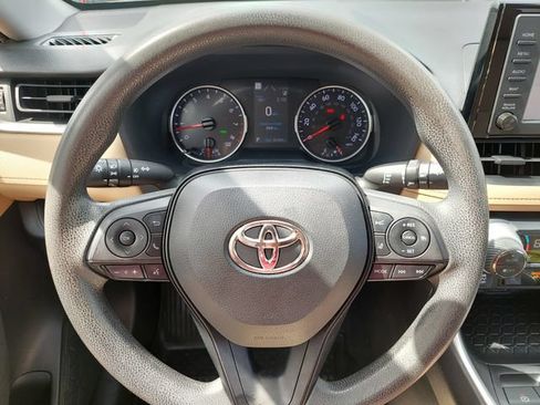 Used 2019 Toyota RAV4 XLE w/ Convenience Package AWD/4WD image 25