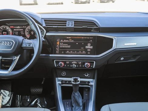 Used 2022 Audi Q3 2.0T Premium Plus w/ Premium Plus Package image 12