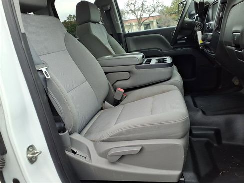 Used 2019 Chevrolet Silverado 2500 W/T w/ WT Convenience Package image 13