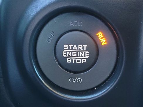 Used 2023 Jeep Gladiator Mojave w/ Cold Weather Group image 12