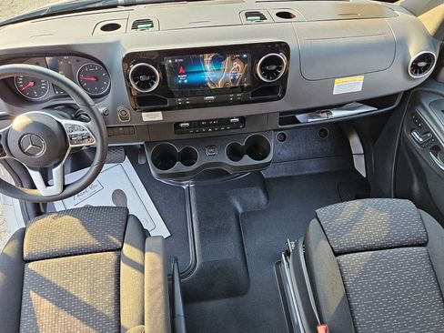 Used 2023 Mercedes-Benz Sprinter 3500 w/ Parking Package image 8