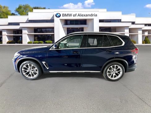 New 2026 BMW X5 xDrive50e w/ Executive Package AWD/4WD image 4