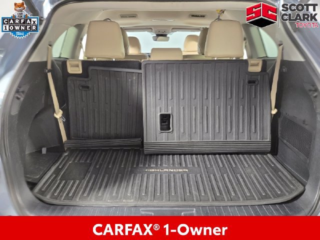 Used 2021 Toyota Highlander XLE FWD image 27
