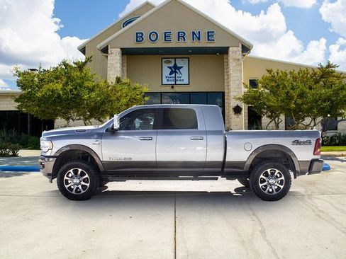 Used 2020 RAM 2500 Limited image 2