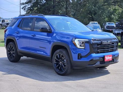 New 2026 GMC Terrain Elevation w/ Elevation Premium Package FWD image 2