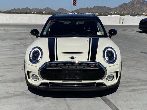 Used 2019 MINI Cooper Clubman S image 2