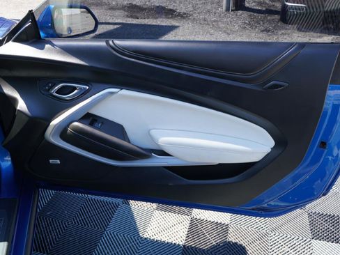 Used 2017 Chevrolet Camaro SS image 54