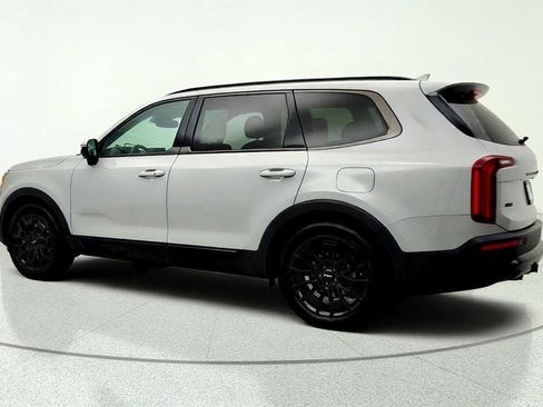 Used 2022 Kia Telluride SX w/ SX Prestige Package AWD/4WD image 7
