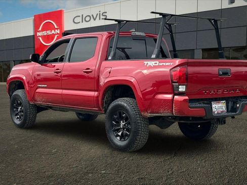 Used 2019 Toyota Tacoma TRD Sport image 7