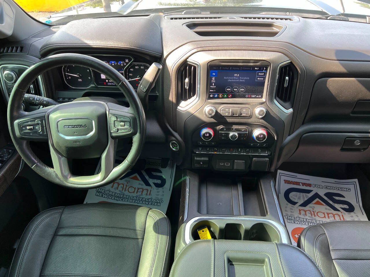Used 2022 GMC Sierra 3500 Denali w/ Denali Ultimate Package AWD/4WD image 11