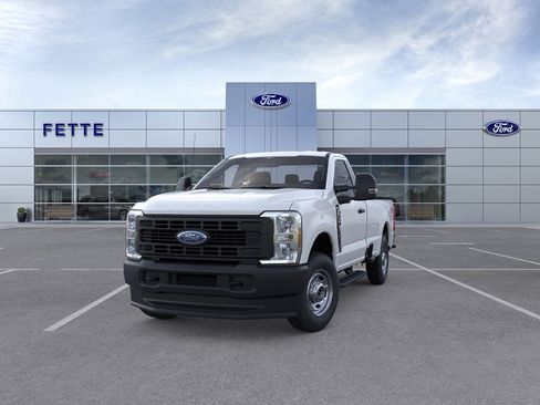 New 2026 Ford F250 XL image 2