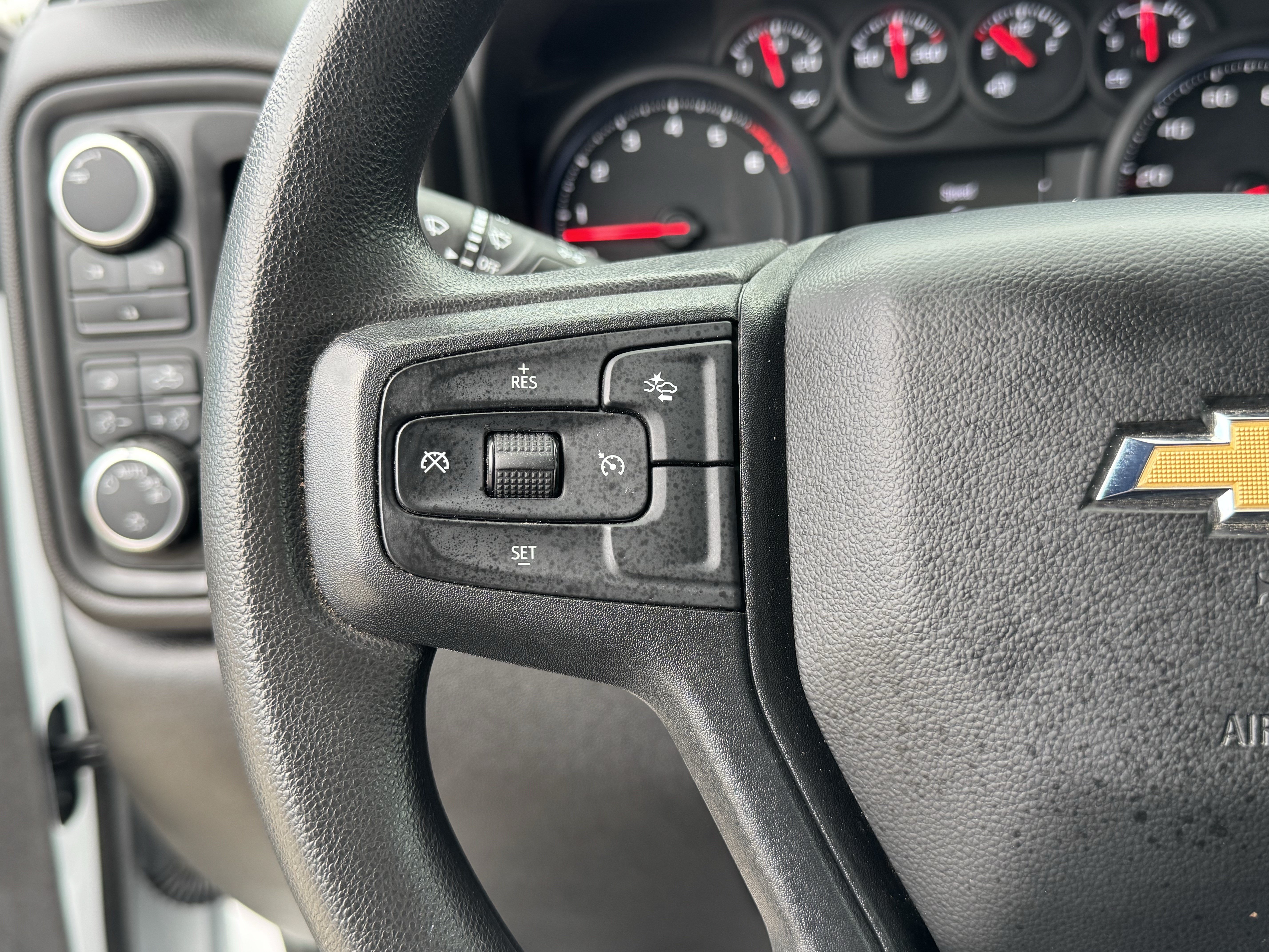 Used 2025 Chevrolet Silverado 2500 Custom w/ Custom Value Package AWD/4WD image 29