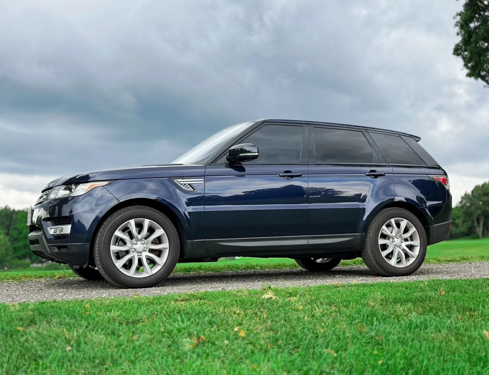 Used 2016 Land Rover Range Rover Sport HSE AWD/4WD image 20