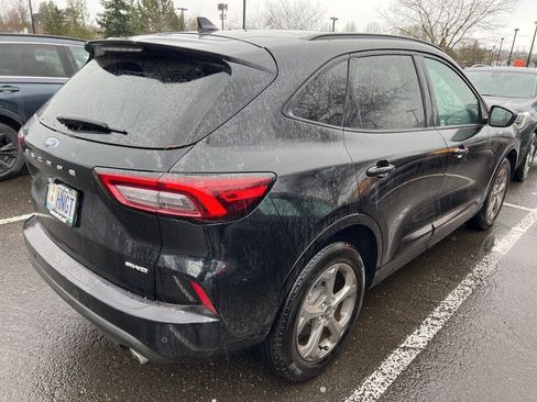 Used 2023 Ford Escape ST-Line w/ Tech Pack #1 image 4
