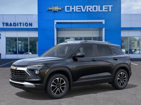 New 2026 Chevrolet TrailBlazer LT AWD/4WD image 2