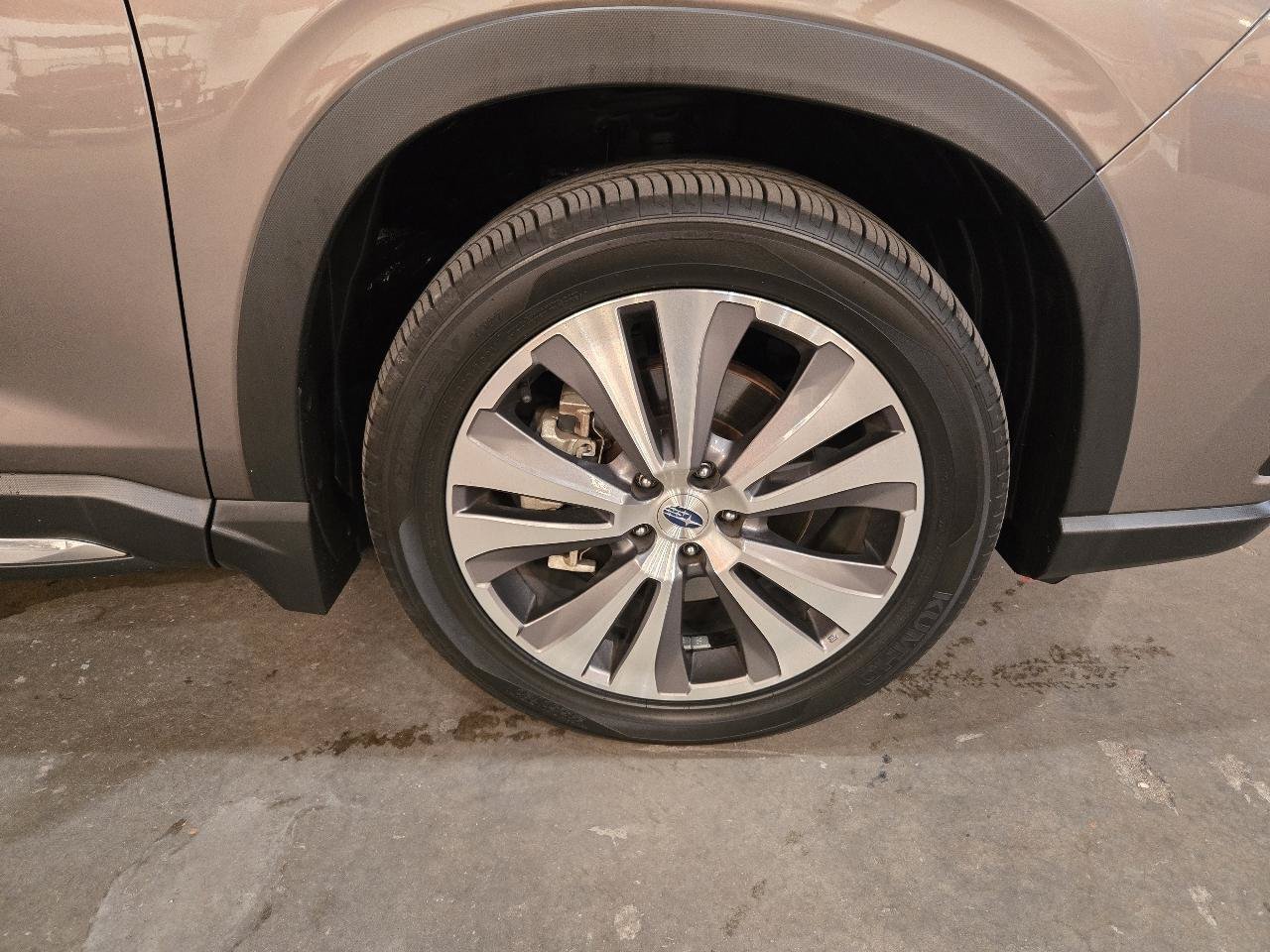 Used 2021 Subaru Ascent Limited w/ Technology Package AWD/4WD image 30