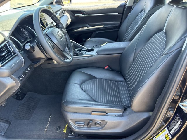 Used 2022 Toyota Camry SE w/ Carpet Mat Package (TMS) FWD image 19