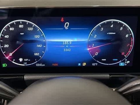 Certified 2025 Mercedes-Benz GLA 250 4MATIC image 18