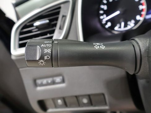 Used 2022 Nissan Murano S AWD/4WD image 33
