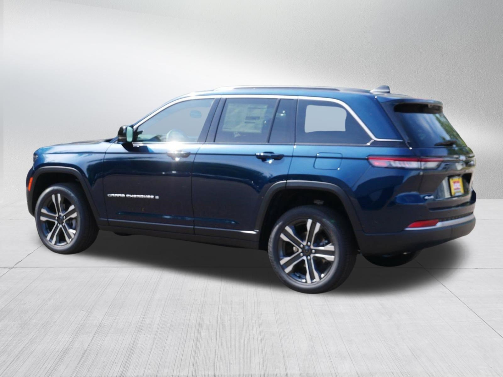 New 2027 Jeep Grand Cherokee Limited w/ Technology Group II AWD/4WD image 5