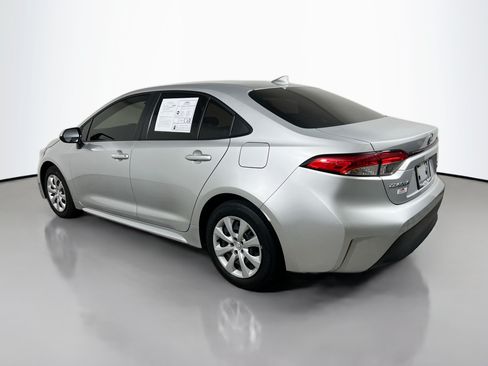 Used 2023 Toyota Corolla LE FWD image 8