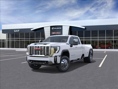 New 2026 GMC Sierra 3500 Denali image 8