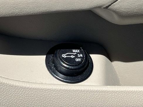 Used 2013 Cadillac SRX Performance image 27