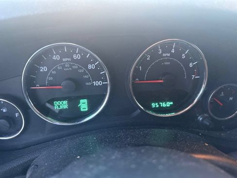 Used 2018 Jeep Wrangler Unlimited Sport S AWD/4WD image 17