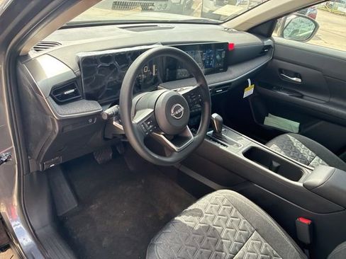 New 2026 Nissan Kicks SV w/ Charging Package FWD image 10