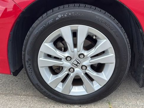 Used 2014 Honda Insight EX image 10