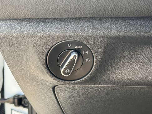 Used 2025 Volkswagen Jetta Sport FWD image 24