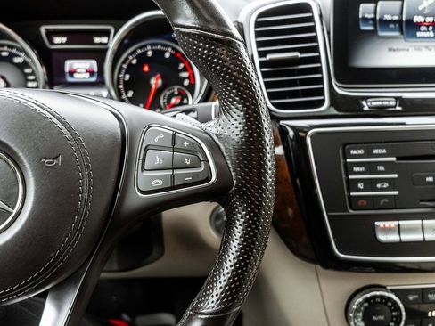 Used 2019 Mercedes-Benz GLS 450 4MATIC image 25