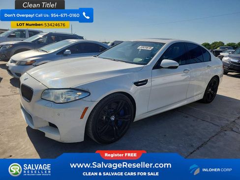 Used 2013 BMW M5 RWD image 1