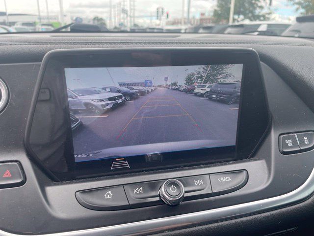 Used 2020 Chevrolet Blazer LT FWD image 12