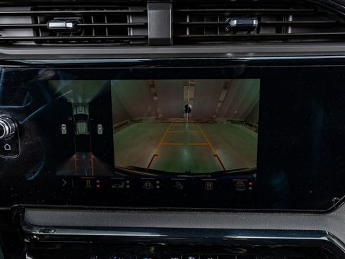 Used 2024 GMC Sierra 2500 AT4 w/ AT4 Premium Plus Package image 26