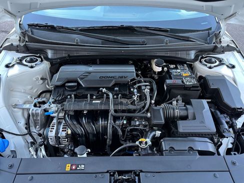 Used 2025 Kia K4 LXS image 31