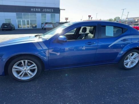 Used 2013 Dodge Avenger SXT w/ Sun/Sound Group image 4