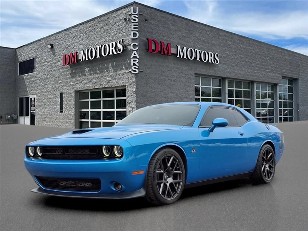 Used 2016 Dodge Challenger R/T Scat Pack w/ Leather Interior Group RWD image 1