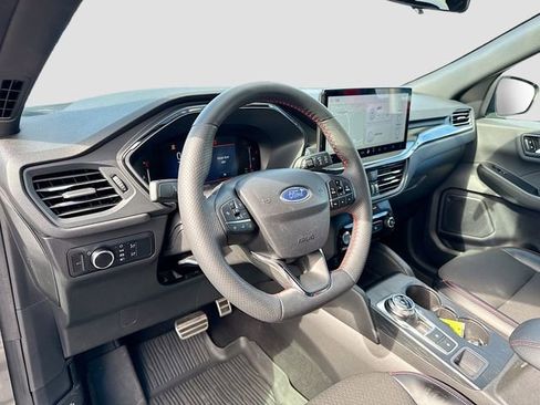 Used 2023 Ford Escape ST-Line w/ Tech Pack #1 image 9