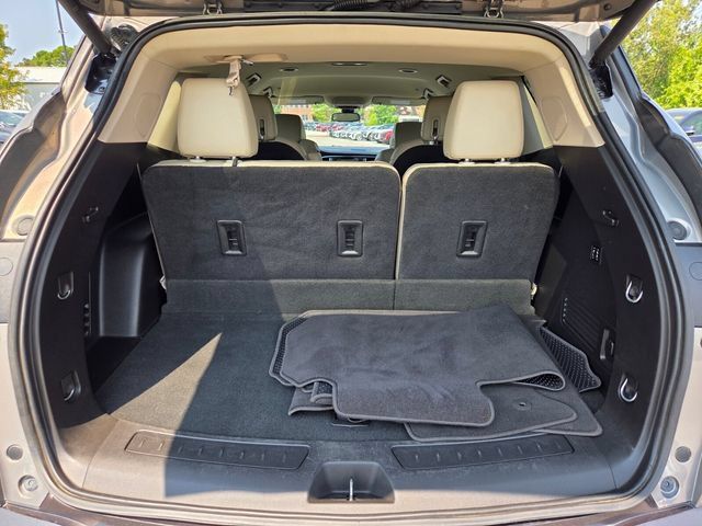 Used 2018 Buick Enclave Premium FWD image 18